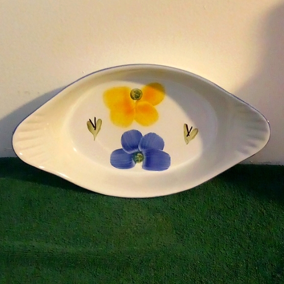 Maxam Portugal hand painted oven to table casserole dish - Picture 1 of 4